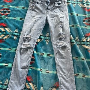 High rise ripped Levi’s skinny jeans